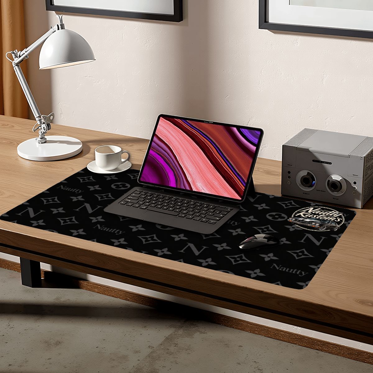 Nautty Leather Oversized Mouse